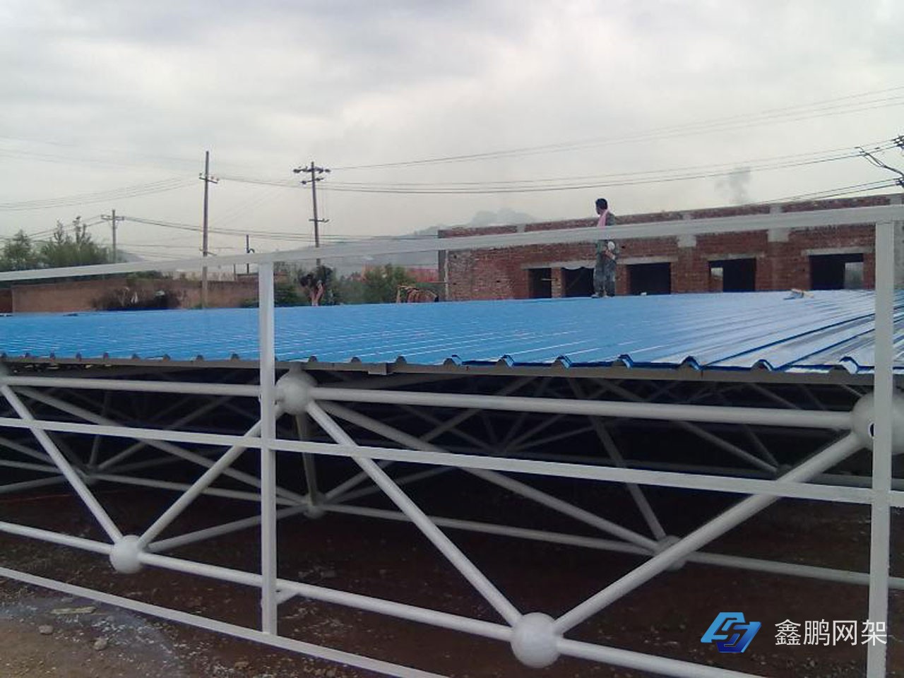 加油站網(wǎng)架施工現(xiàn)場