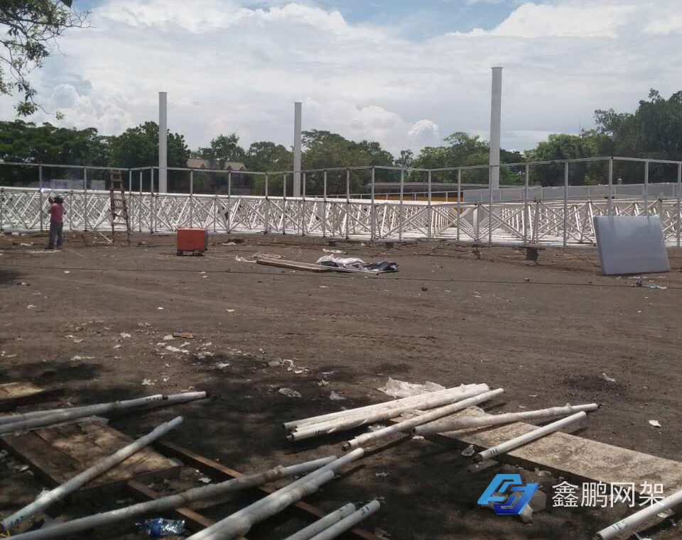 尼加拉瓜運動場網(wǎng)架及鋁板幕墻